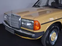 Gebraucht Mercedes E230 136 PS (100 kW) 1982 Saharagelb Limousine