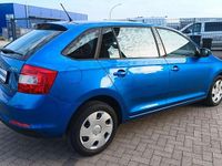 Gebraucht Skoda Rapid 105 PS (77 kW) 2013 Raceblau metallic Kleinwagen