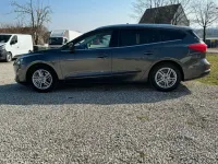 Gebraucht Ford Focus Cool & Connect 120 PS (88 kW) 2020 Grau Limousine