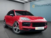 Gebraucht Porsche Cayenne 475 PS (349 kW) 2024 Rot SUV