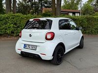 Second-hand Smart ForFour 90 CP (66 kW) 2016 Alb Hatchback