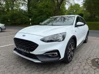 Używany Ford Focus Active 151 KM (111 kW) 2019 Biały Sedan/Limuzyna