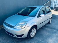 Gebraucht Ford Fiesta 60 PS (44 kW) 2005 Silber Kleinwagen