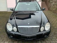 Gebraucht Mercedes E220 170 PS (125 kW) 2006 Schwarz Kombi