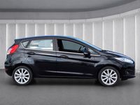 Gebraucht Ford Fiesta Titanium 101 PS (74 kW) 2016 Schwarz Kleinwagen