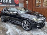 Gebraucht Infiniti Q30 Sport Tech 156 PS (114 kW) 2017 Schwarz Limousine