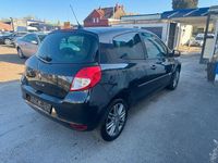 Gebraucht Renault Clio III Night&Day 75 PS (55 kW) 2011 Schwarz Kleinwagen