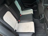Gebraucht VW Passat Highline 179 PS (131 kW) 2017 Braun Kombi