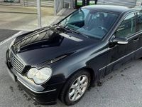 Gebraucht Mercedes C220 2001 Schwarz Limousine