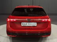 Gebraucht VW Passat R-line 193 PS (141 kW) 2024 Rot metallic (chilirot metallic) Kombi