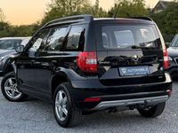Gebraucht Skoda Yeti Active 110 PS (80 kW) 2015 Schwarz SUV