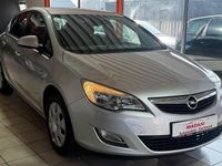 Gebraucht Opel Astra Edition 101 PS (74 kW) 2010 Silber Limousine