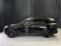 Gebraucht BMW X7 M Sport 352 PS (258 kW) 2023 Schwarz SUV