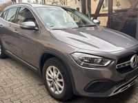 Gebraucht Mercedes GLA200 163 PS (119 kW) 2021 Grau SUV