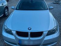Gebraucht BMW 320 150 PS (110 kW) 2005 Silber Limousine