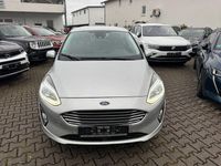 Gebraucht Ford Fiesta Titanium 101 PS (74 kW) 2017 Silber Limousine