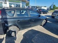 Gebraucht Hyundai i30 Comfort 116 PS (85 kW) 2008 Schwarz Kombi