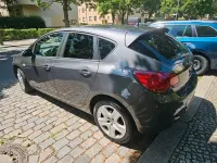 Gebraucht Opel Astra 74 PS (54 kW) 2011 Grau Kleinwagen