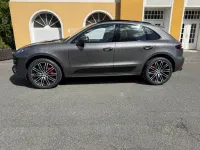 Gebraucht Porsche Macan Turbo Performance Package 441 PS (324 kW) 2017 Grau SUV