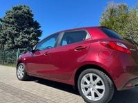 Second-hand Mazda 2 75 CP (55 kW) 2011 Roșu Hatchback