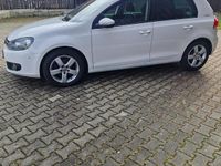 Gebraucht VW Golf VI Team 122 PS (89 kW) 2011 Weiß Kleinwagen