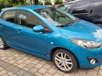 Gebraucht Mazda 2 Inclusive 102 PS (75 kW) 2011 Blau Kleinwagen