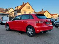 Gebraucht Audi A3 Attraction 140 PS (102 kW) 2013 Rot Limousine