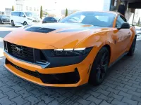 Neu Ford Mustang Dark Horse 454 PS (333 kW) 2026 Orange fury metallic Coupé