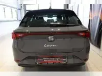Neu Seat Leon 116 PS (85 kW) 2026 Grau (graphengrau) Kombi