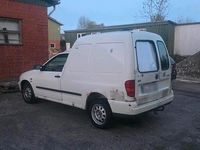 Second-hand VW Caddy 64 CP (47 kW) 2002 Alb Monovolum