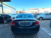 Gebraucht Mercedes C180 116 PS (85 kW) 2015 Schwarz Limousine