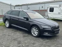 Gebraucht Skoda Superb 190 PS (139 kW) 2018 Schwarz Kombi