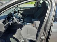 Gebraucht Ford Focus Titanium 125 PS (91 kW) 2024 Silber/grau Kombi