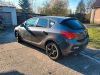 Second-hand Opel Astra 120 CP (88 kW) 2012 Andere farben Hatchback