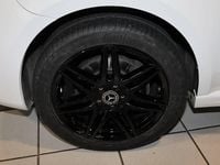 Gebraucht Mercedes V300 AMG 237 PS (174 kW) 2023 Bergkristallweiß metallic Van / Kleinbus