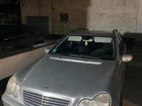 Gebraucht Mercedes C220 150 PS (110 kW) 2004 Silber Kombi