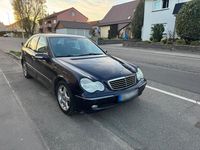 Gebraucht Mercedes C320 218 PS (160 kW) 2002 Violet Limousine