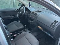 Gebraucht VW Polo 63 PS (46 kW) 2004 Silber Kleinwagen