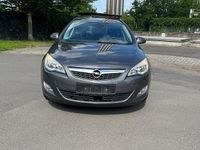 Gebraucht Opel Astra 110 PS (80 kW) 2011 Grau Kombi