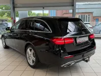 Gebraucht Mercedes E350 Advantage 258 PS (189 kW) 2017 Schwarz Limousine