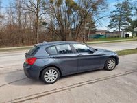 Gebraucht BMW 116 Advantage 109 PS (80 kW) 2016 Grau Kleinwagen