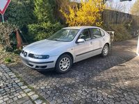 Second-hand Seat Leon 90 CP (66 kW) 2001 Argintiu Hatchback