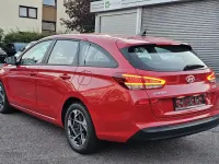 Gebraucht Hyundai i30 101 PS (74 kW) 2024 Rot Kombi