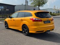 Usata Ford Focus ST 250 CV (183 kW) 2013 Giallo Station wagon