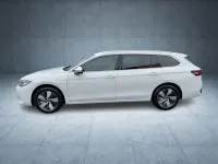 Gebraucht VW Passat Business 150 PS (110 kW) 2025 Weiß Kombi