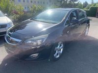Gebraucht Opel Astra Sport 179 PS (131 kW) 2010 Saphirschwarz mineraleffekt Limousine