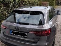 Gebraucht Audi A4 Edition .1 190 PS (139 kW) 2019 Grau Kombi