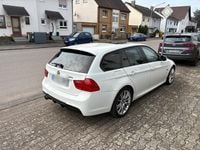Gebraucht BMW 330 272 PS (200 kW) 2009 Weiß Kombi