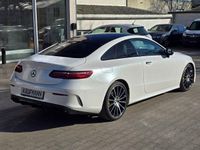Gebraucht Mercedes E300 AMG 245 PS (180 kW) 2019 Weiss Coupé