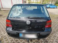Gebraucht VW Golf IV 75 PS (55 kW) 2002 Schwarz Kleinwagen